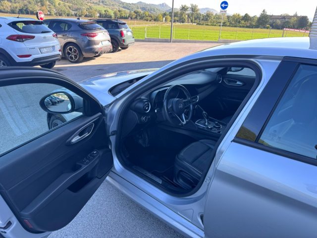 ALFA ROMEO Giulia usata, con Climatizzatore