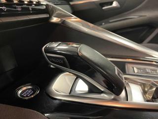 PEUGEOT 3008 usata, con Touch screen