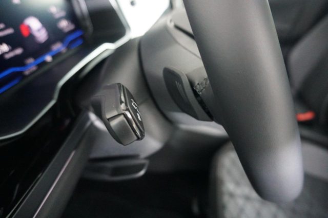 VOLKSWAGEN Taigo usata 27