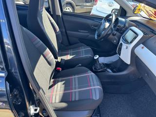 PEUGEOT 108 usata, con Airbag testa