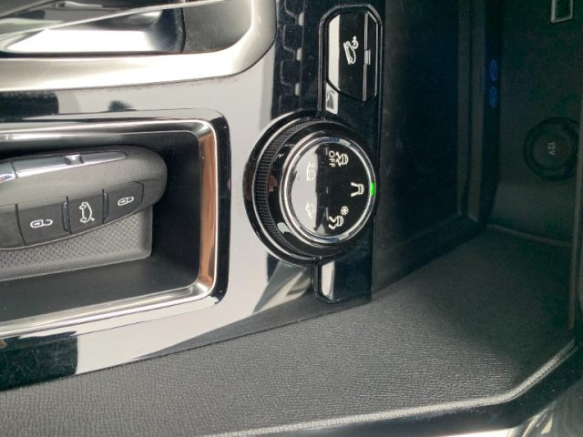 PEUGEOT 5008 usata, con Interni in pelle