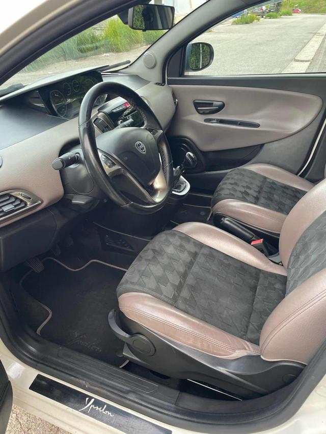 LANCIA Ypsilon usata, con Fendinebbia