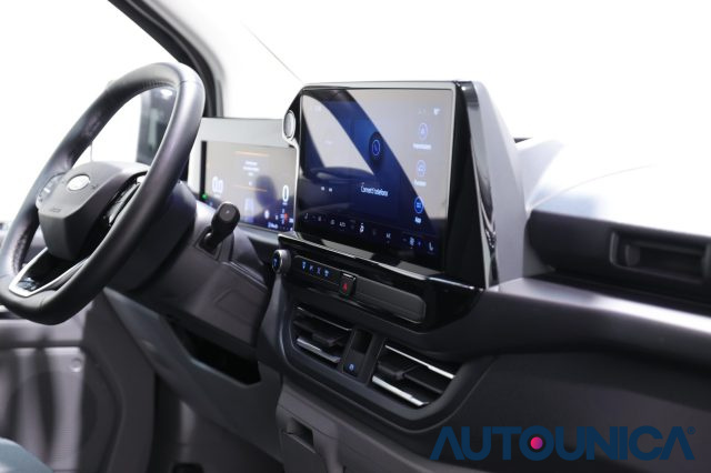 FORD Tourneo Custom usata 46