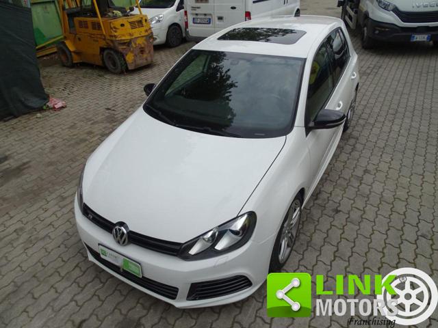 VOLKSWAGEN Golf usata, con Autoradio