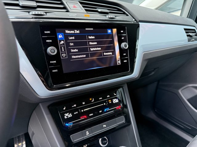 VOLKSWAGEN Touran usata, con Controllo trazione