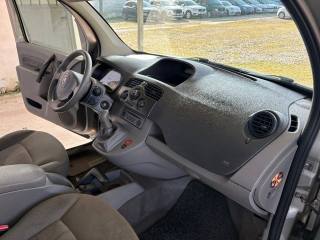 RENAULT Kangoo usata 28