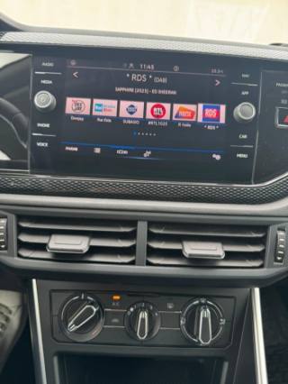 VOLKSWAGEN Taigo usata, con Fari LED