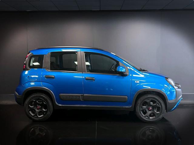 FIAT Panda Cross usata, con Alzacristalli elettrici
