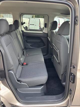 VOLKSWAGEN Caddy usata, con Fari LED