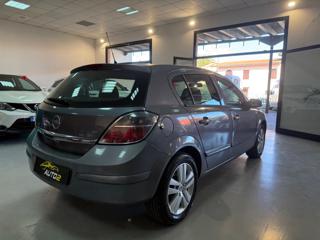OPEL Astra usata, con Controllo trazione