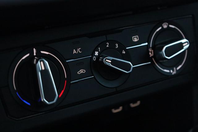 VOLKSWAGEN Taigo usata, con Cruise Control