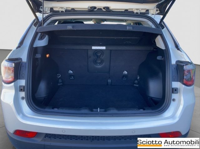 JEEP Compass usata, con Autoradio digitale