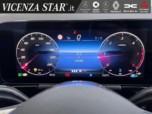MERCEDES-BENZ GLA 180 usata, con Controllo automatico clima