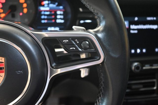 PORSCHE Macan usata 126