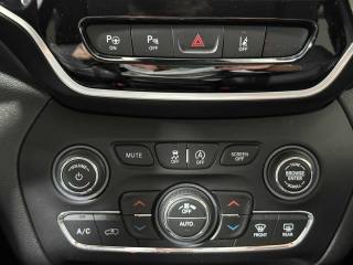 JEEP Cherokee usata, con Sensori di parcheggio posteriori