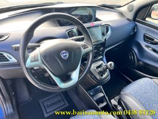 LANCIA Ypsilon usata, con ESP
