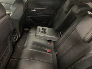 PEUGEOT 3008 usata, con USB