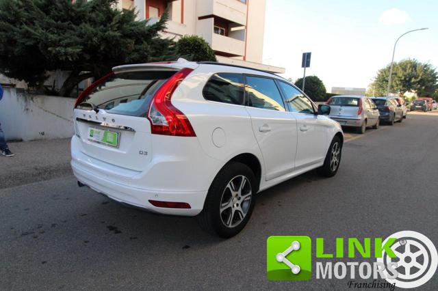 VOLVO XC60 usata, con Park Distance Control