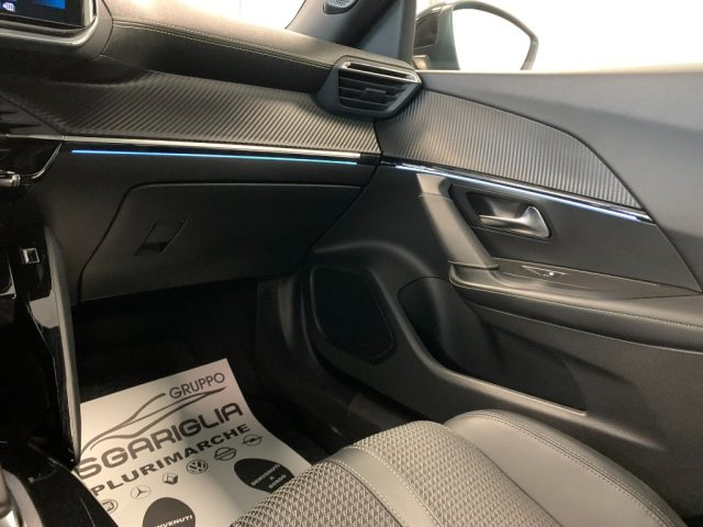 PEUGEOT 2008 usata, con Fari LED