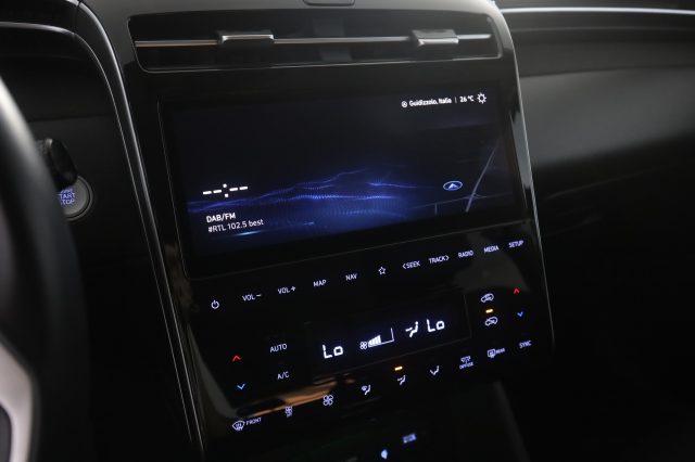HYUNDAI Tucson usata 10