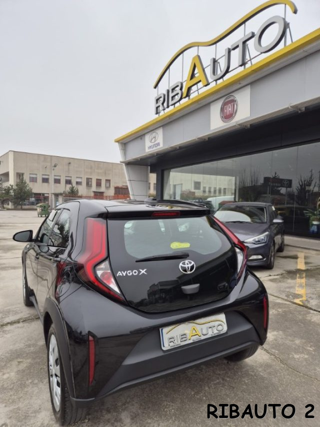 TOYOTA Aygo X usata, con Climatizzatore