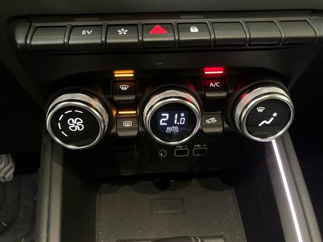 RENAULT Clio usata 21