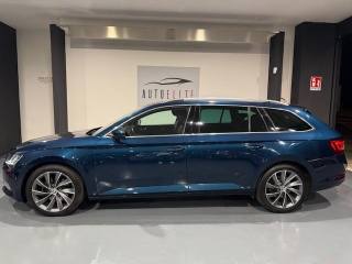 SKODA Superb usata, con Boardcomputer