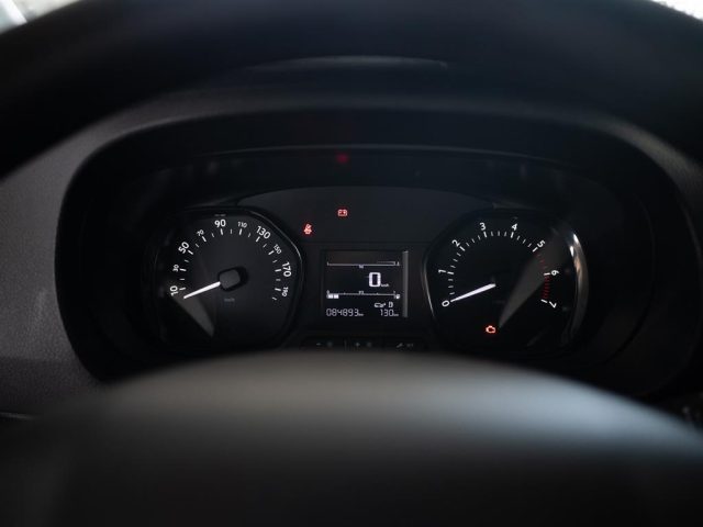 PEUGEOT Expert usata 11