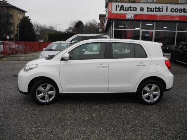TOYOTA Urban Cruiser usata, con Airbag