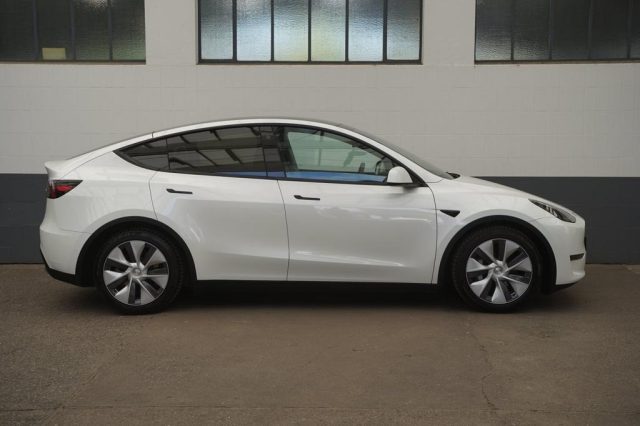 TESLA Model Y usata, con Autoradio