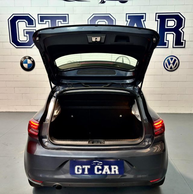 RENAULT Clio usata, con Chiusura centralizzata