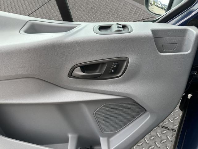 FORD Transit usata, con Autoradio