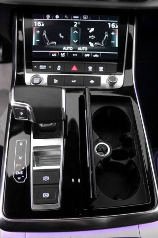 AUDI Q8 usata, con Autoradio