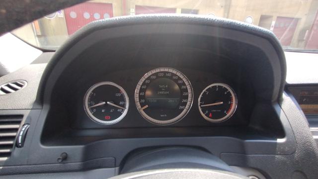 MERCEDES-BENZ C 220 usata, con Bluetooth