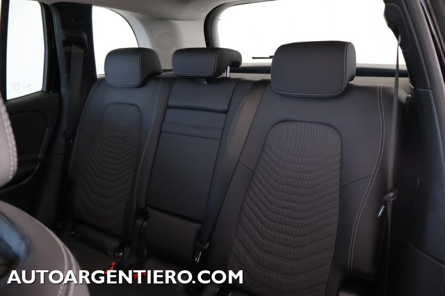 MERCEDES-BENZ GLB 180 usata, con Luci diurne