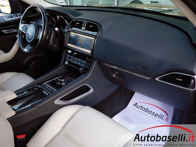 JAGUAR F-Pace usata, con Volante in pelle