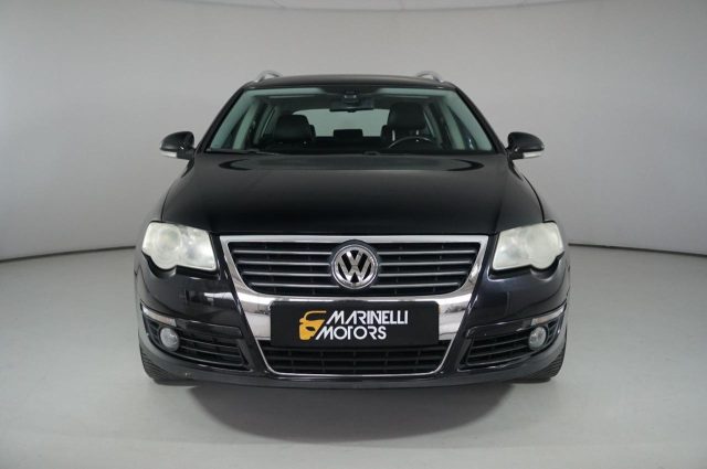 VOLKSWAGEN Passat usata, con Airbag laterali