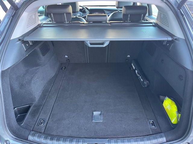ALFA ROMEO Stelvio usata, con Sedile posteriore sdoppiato