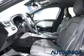 RENAULT Clio usata, con Touch screen