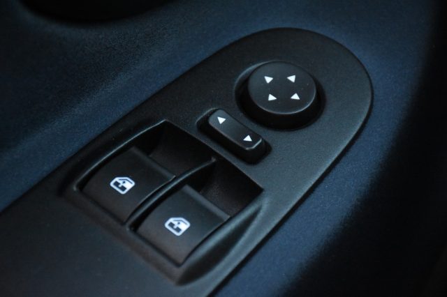 LANCIA Ypsilon usata, con USB