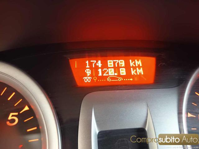 RENAULT Clio usata 22