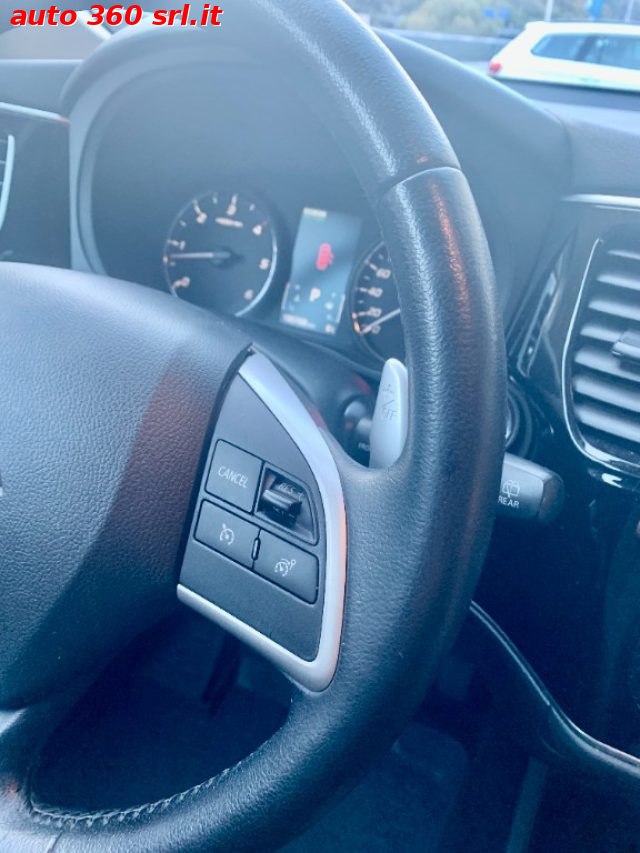 MITSUBISHI Outlander usata, con Fari Xenon