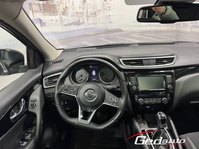 NISSAN Qashqai usata, con Fari Xenon