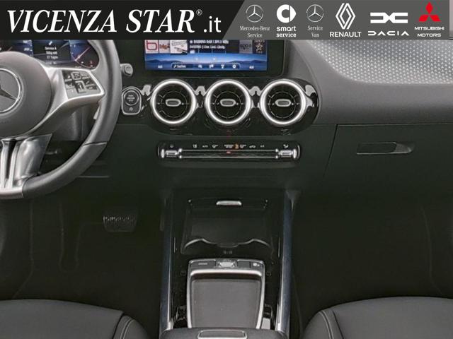 MERCEDES-BENZ GLA 180 usata, con Cerchi in lega