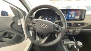 HYUNDAI i10 usata, con Sistema di navigazione