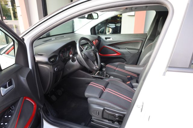 OPEL Crossland usata, con USB