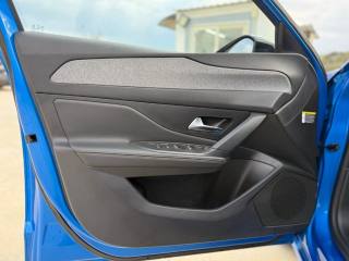 PEUGEOT 308 usata, con Servosterzo