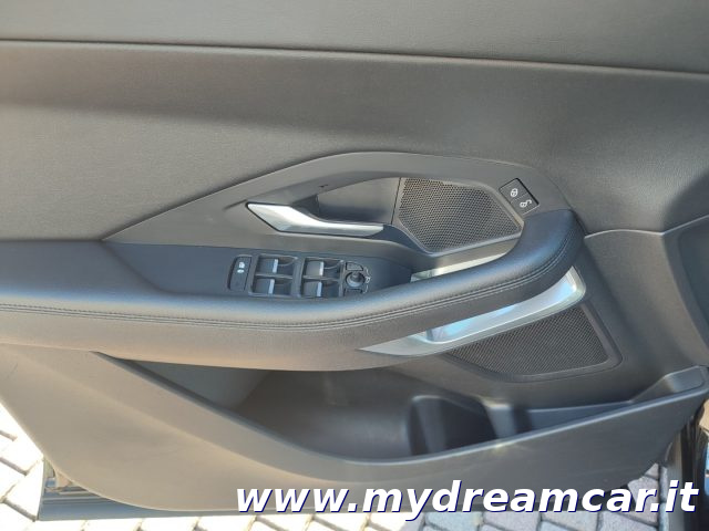 JAGUAR E-Pace usata 26