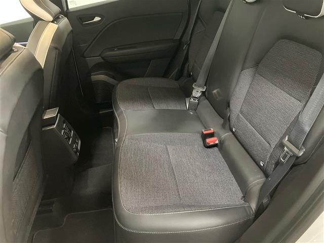 RENAULT Captur usata, con Sistema di navigazione