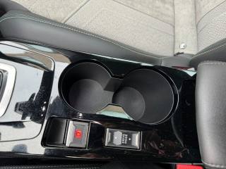 PEUGEOT 2008 usata, con Sensori di parcheggio posteriori